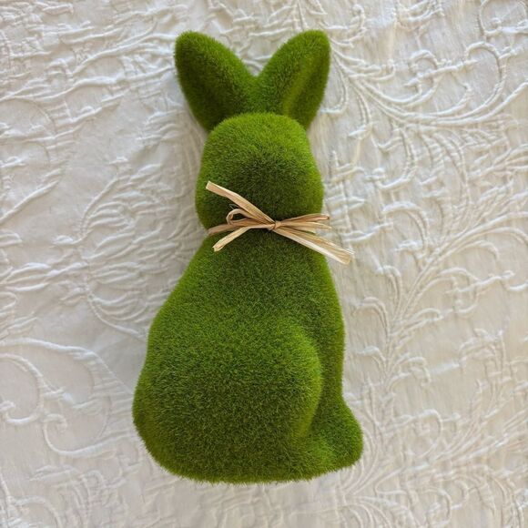NEW Set of‎ 2 Green flocked topiary Easter bunnies. - Picture 4 of 6